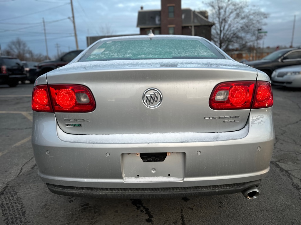 Photo 5 of this BUICK LUCERNE