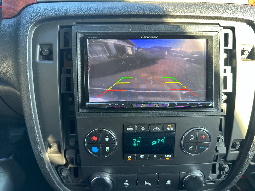 Photo 10 of this CHEVROLET TAHOE