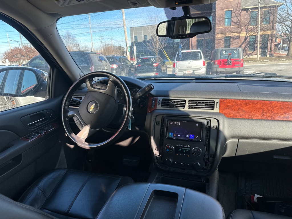 Photo 9 of this CHEVROLET TAHOE