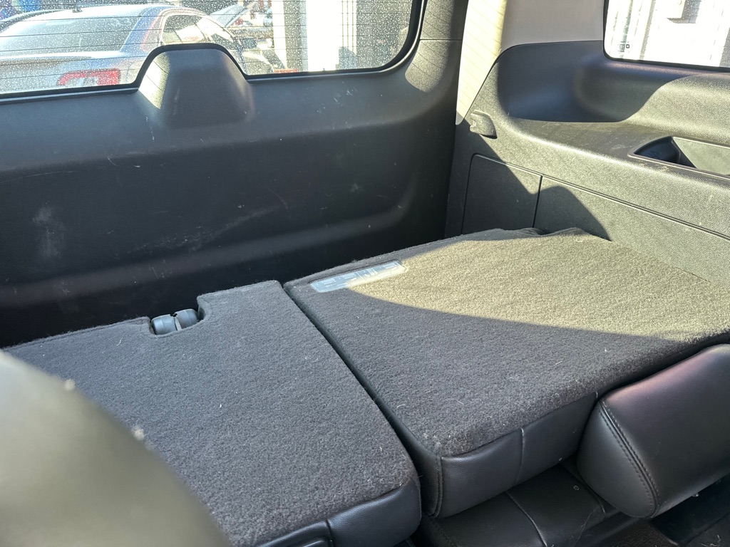Photo 8 of this CHEVROLET TAHOE