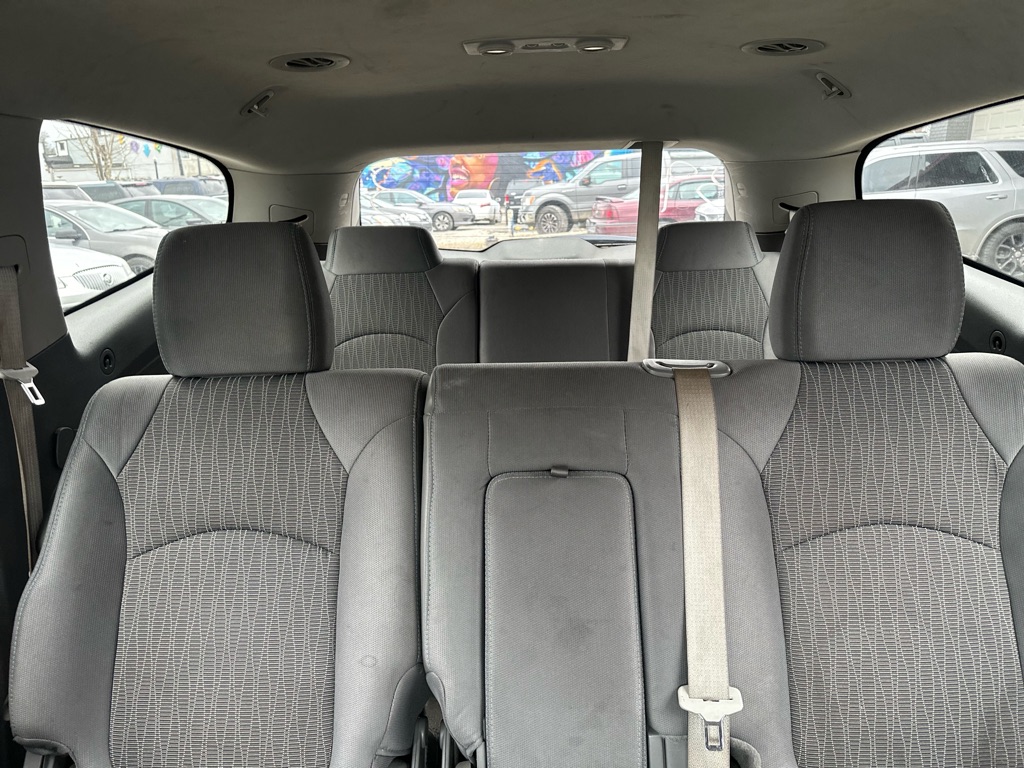 Photo 7 of this CHEVROLET TRAVERSE