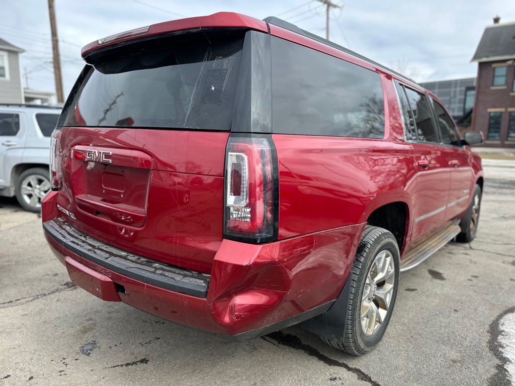 Photo 5 of this GMC YUKON XL