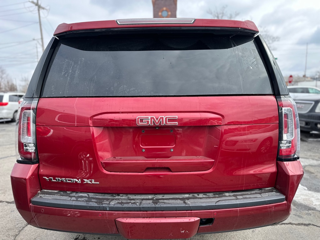 Photo 4 of this GMC YUKON XL