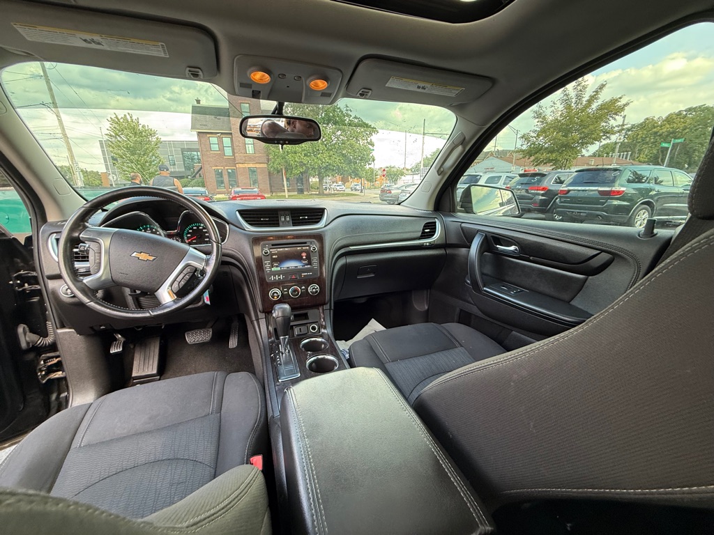 Photo 10 of this CHEVROLET TRAVERSE