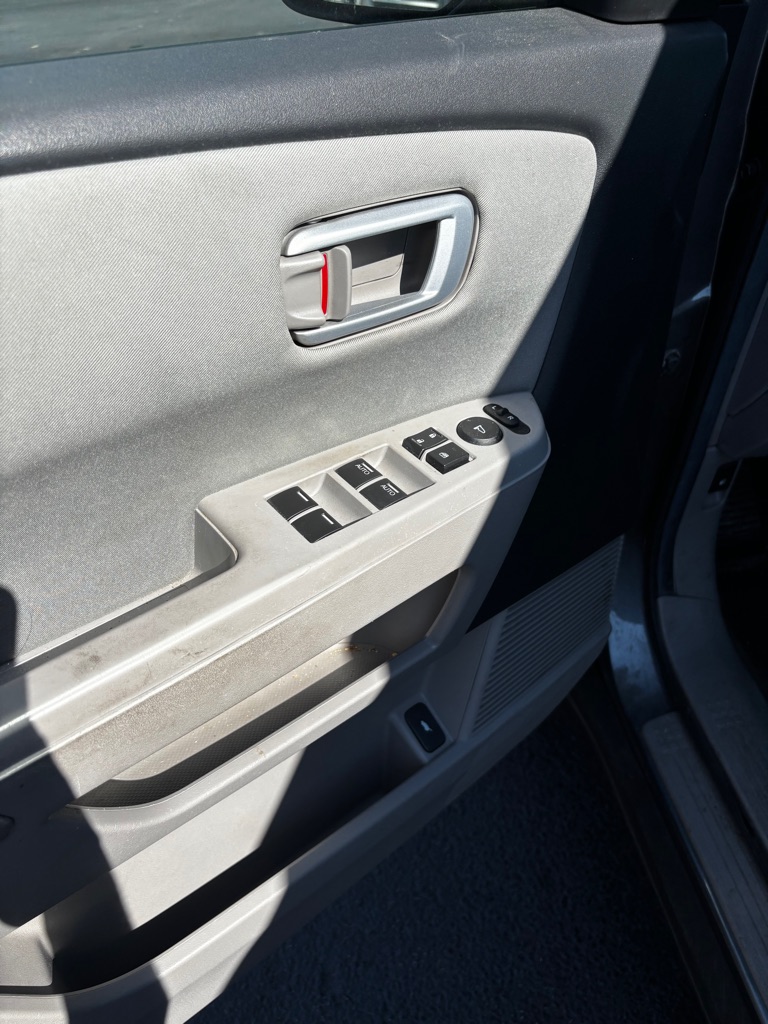 Photo 8 of this HONDA PILOT