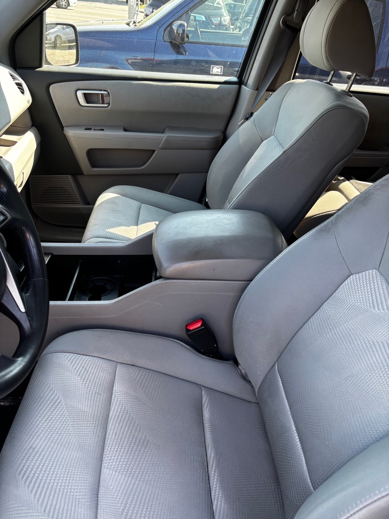 Photo 6 of this HONDA PILOT