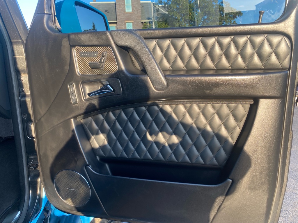 Photo 17 of this MERCEDES-BENZ G-CLASS SQUARE