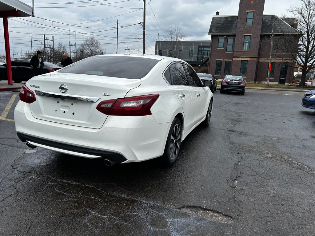Photo 4 of this NISSAN ALTIMA