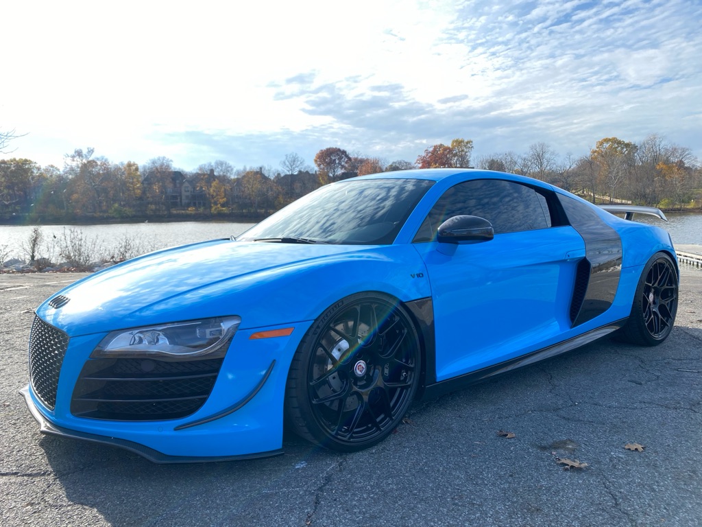 2012 Audi R8 5.2 quattro Coupe AWD