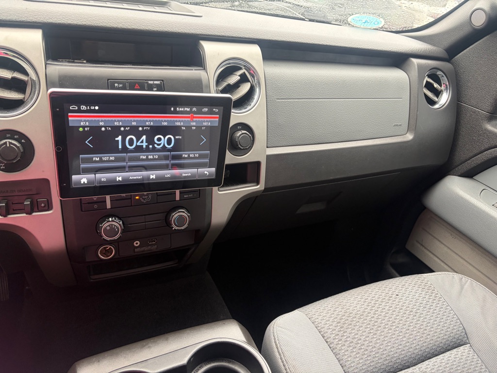 Photo 7 of this FORD F150