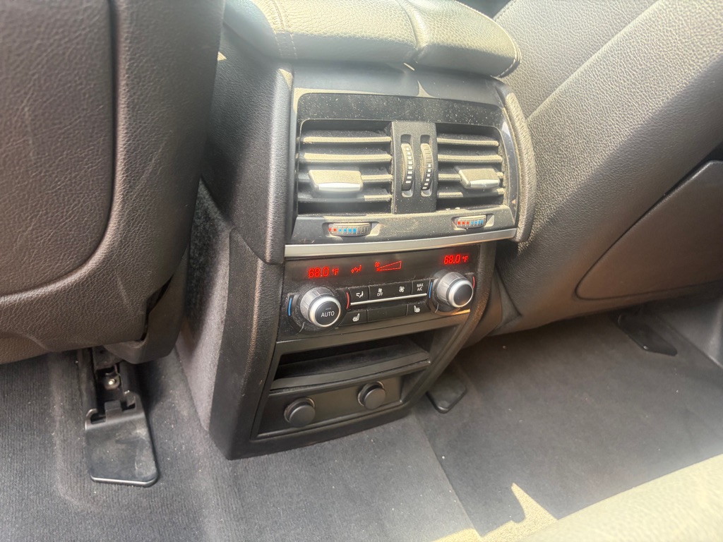 Photo 17 of this BMW X5