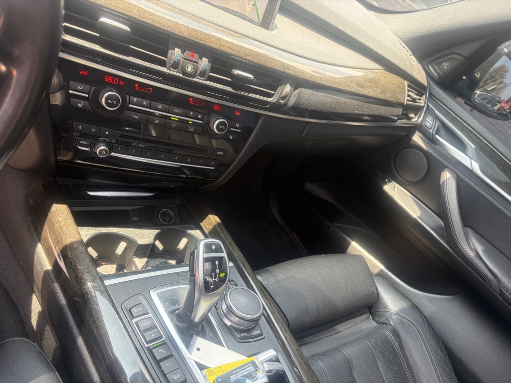 Photo 11 of this BMW X5