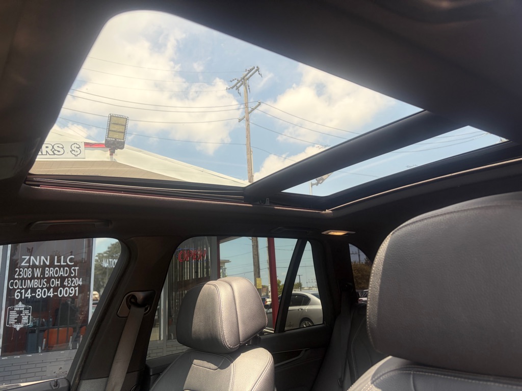 Photo 14 of this BMW X5