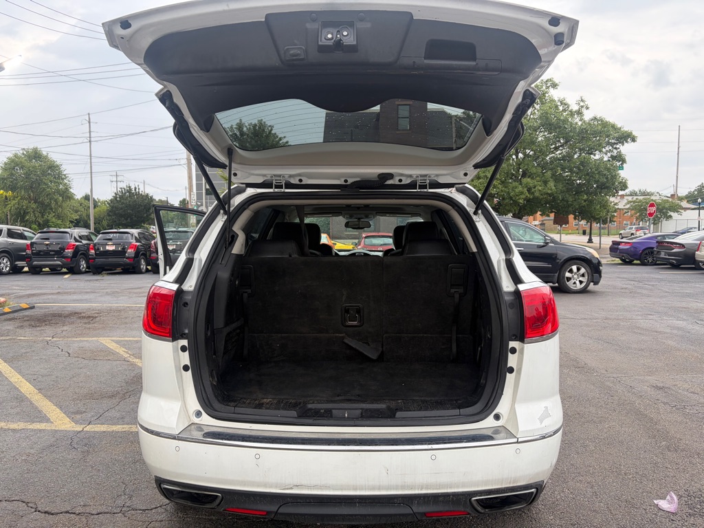 Photo 8 of this BUICK ENCLAVE