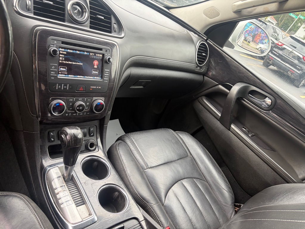 Photo 5 of this BUICK ENCLAVE