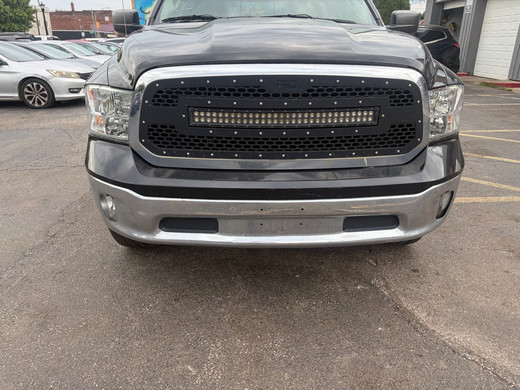 Photo 2 of this RAM 1500