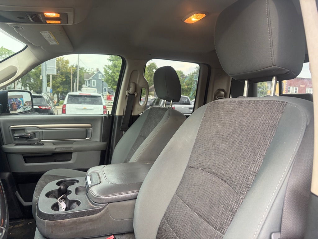 Photo 9 of this RAM 1500