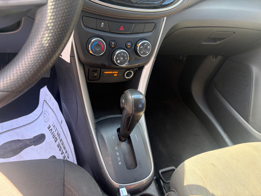 Photo 8 of this CHEVROLET TRAX