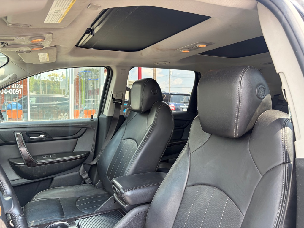 Photo 9 of this CHEVROLET TRAVERSE