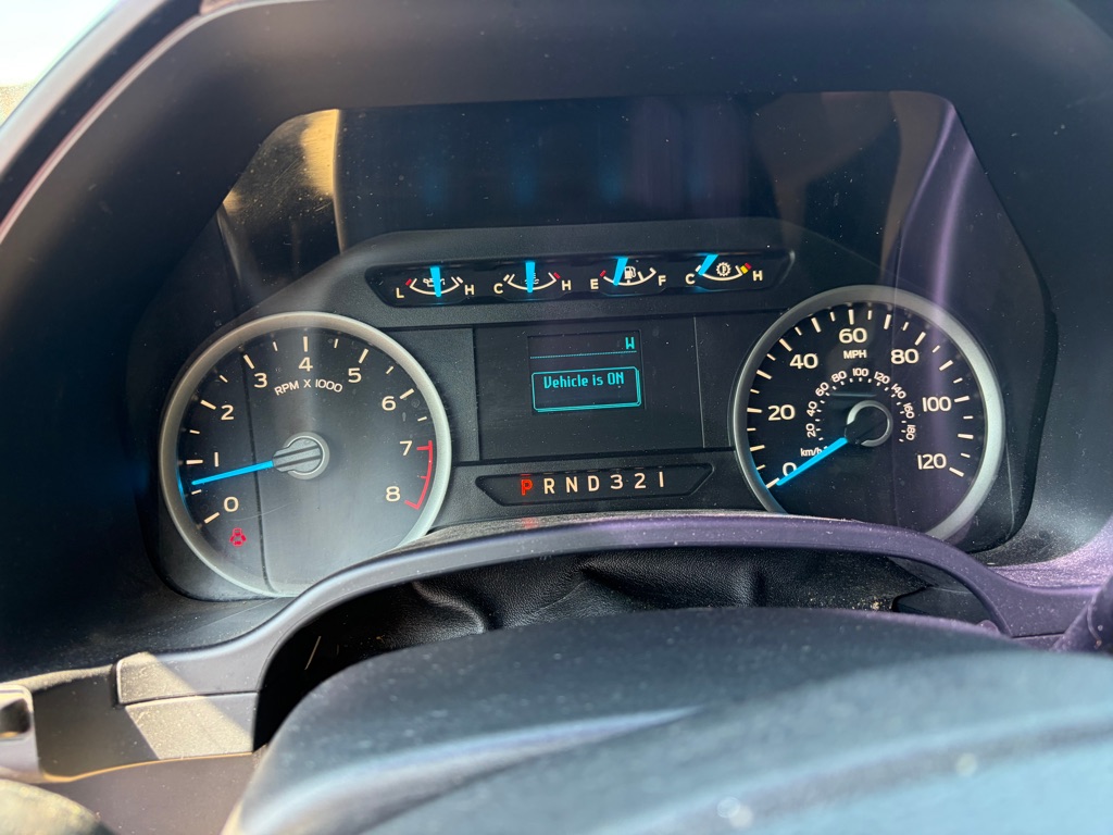 Photo 5 of this FORD F150