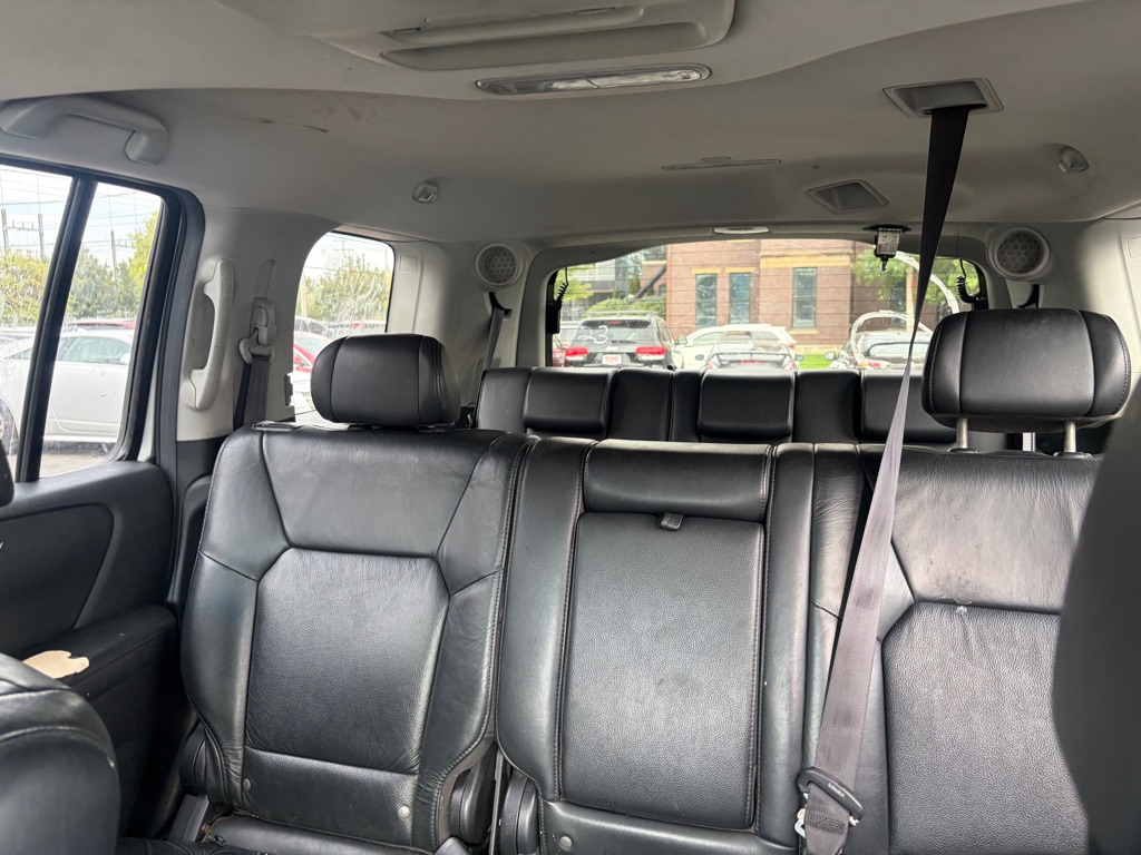 Photo 7 of this HONDA PILOT