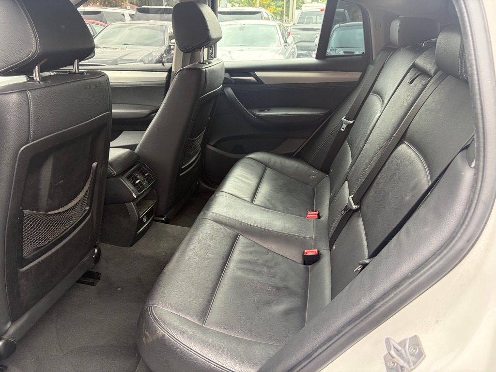 Photo 10 of this BMW X4