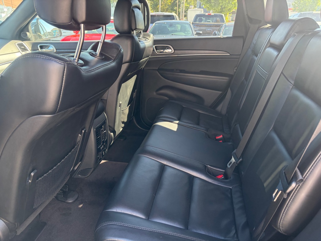 Photo 7 of this JEEP GRAND CHEROKEE