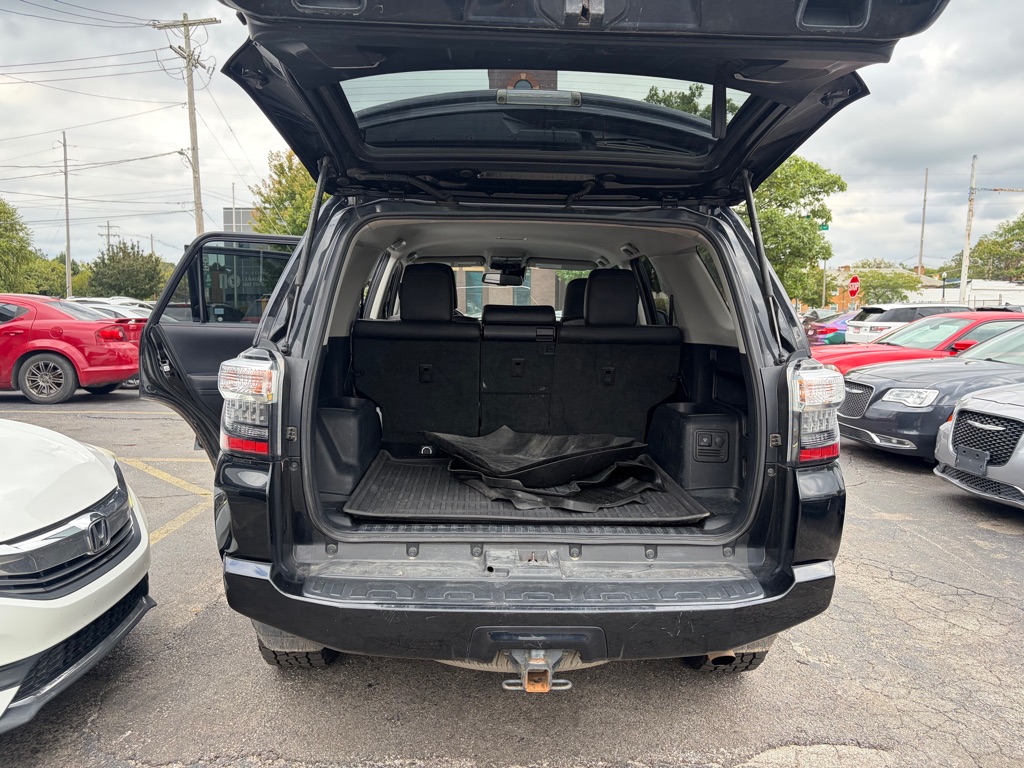 Photo 12 of this TOYOTA 4RUNNER