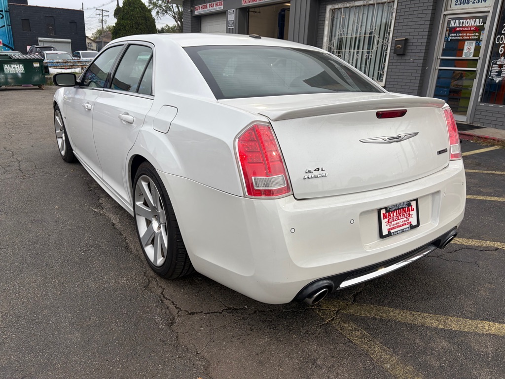 Photo 2 of this CHRYSLER 300