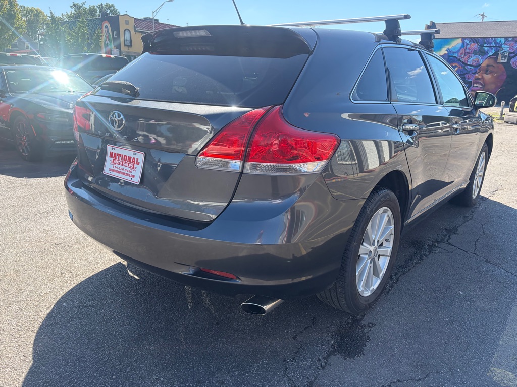 Photo 3 of this TOYOTA VENZA