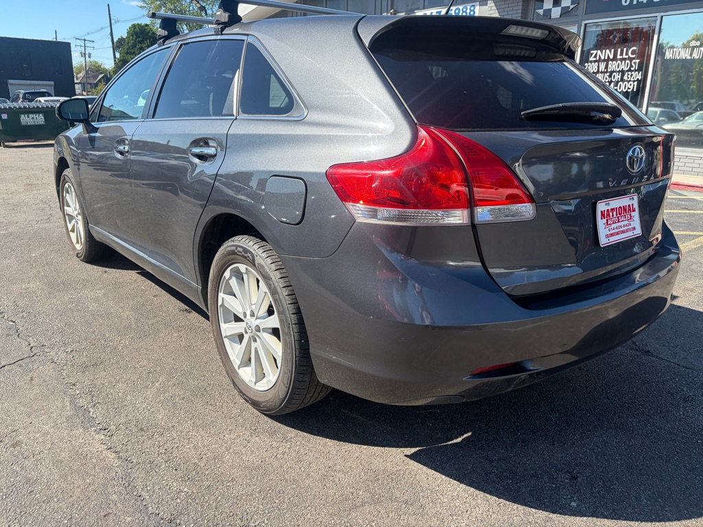 Photo 2 of this TOYOTA VENZA