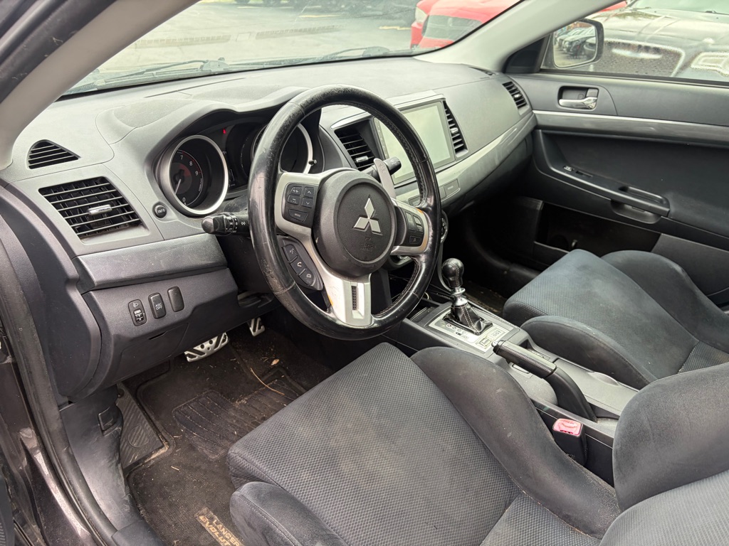 Photo 5 of this MITSUBISHI LANCER