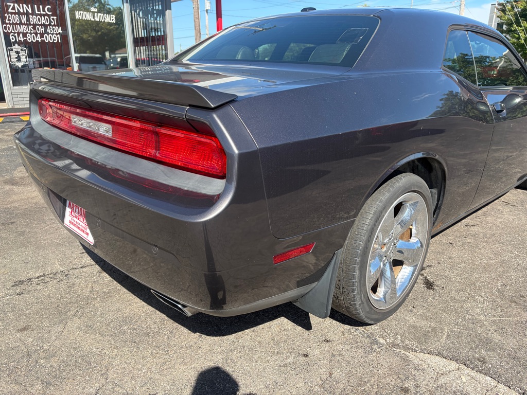 Photo 4 of this DODGE CHALLENGER