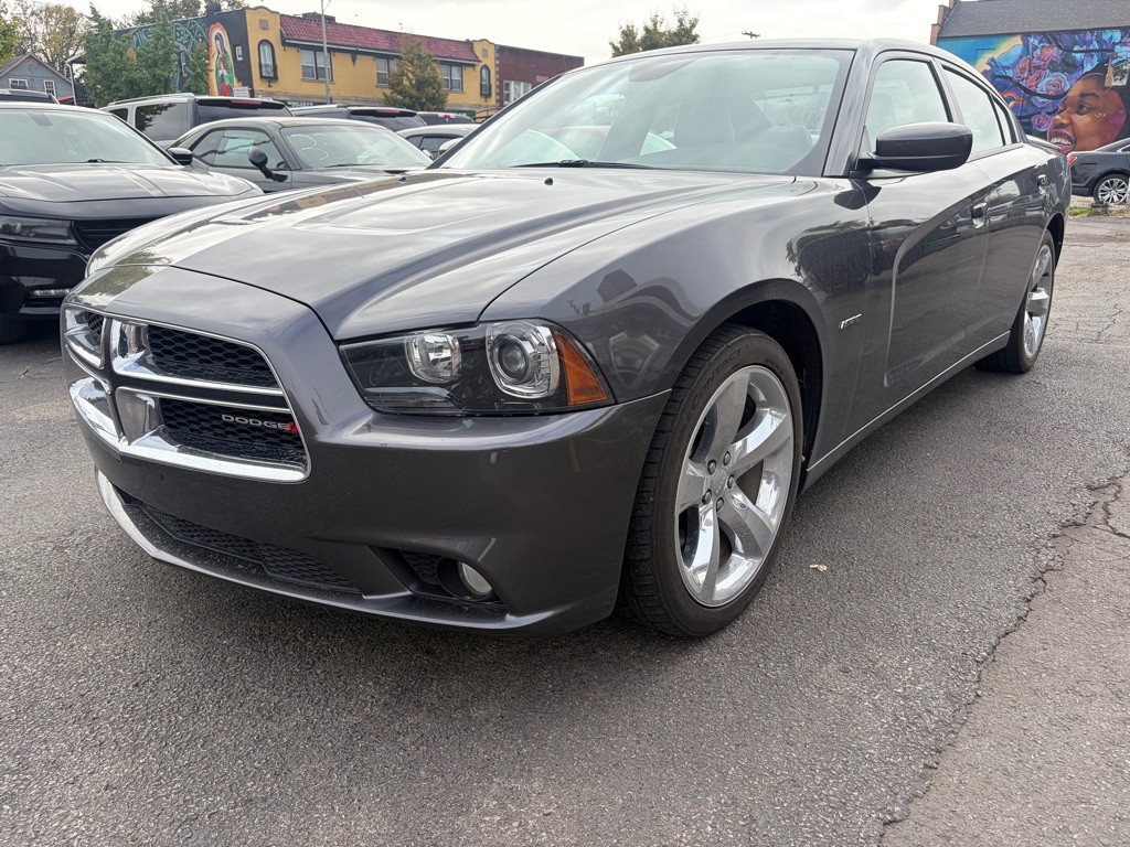Photo 2 of this DODGE CHARGER