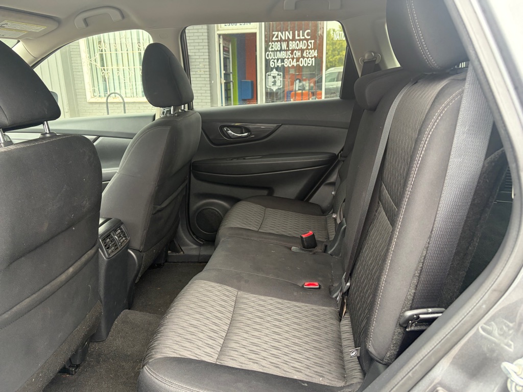 Photo 10 of this NISSAN ROGUE