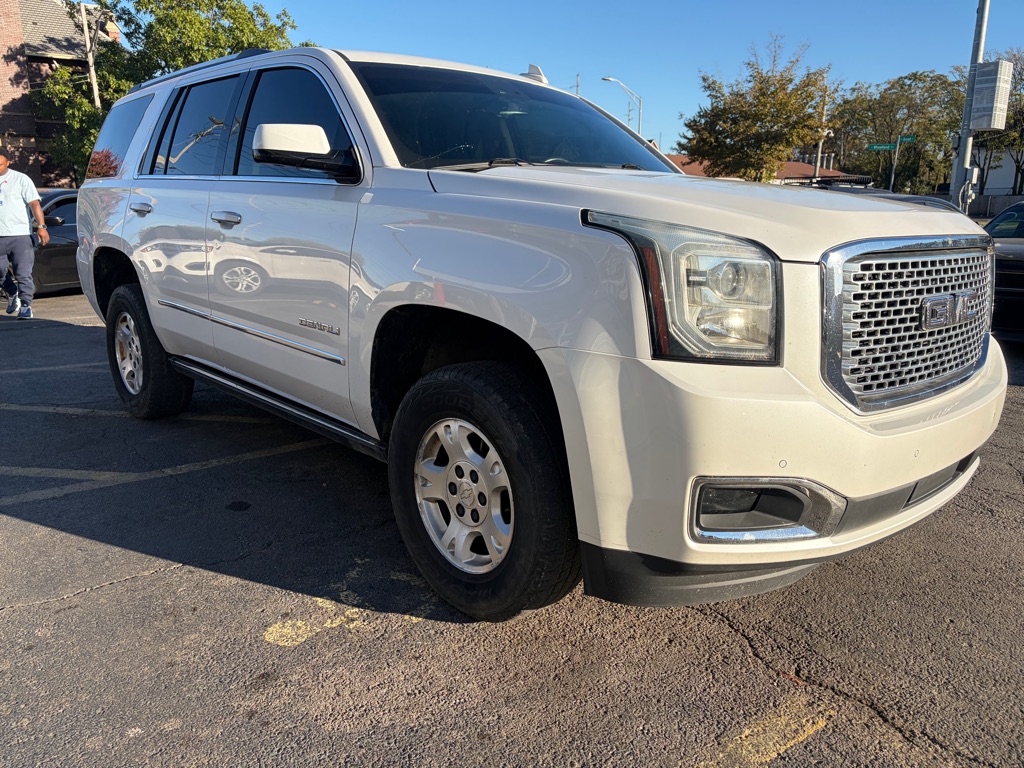 Photo 4 of this GMC YUKON