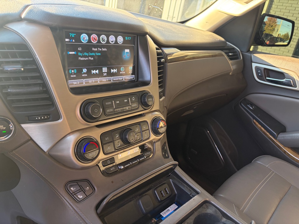 Photo 7 of this GMC YUKON