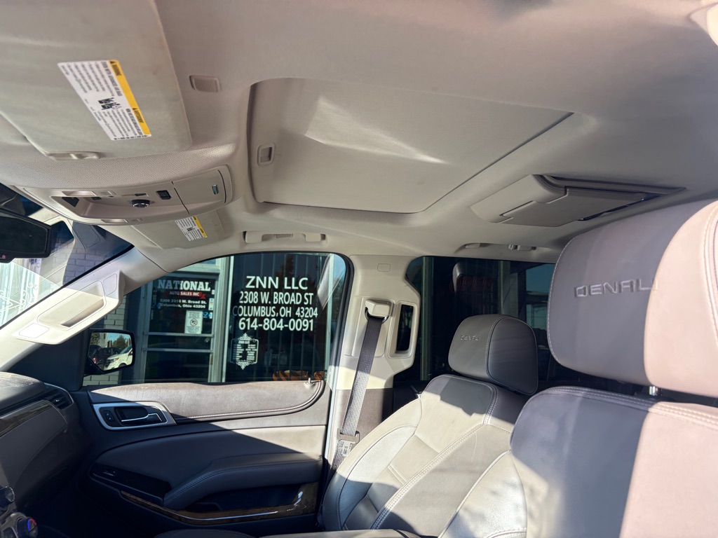 Photo 11 of this GMC YUKON