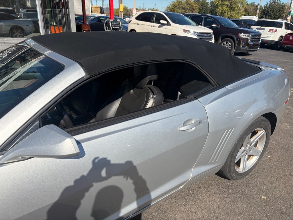 Photo 13 of this CHEVROLET CAMARO