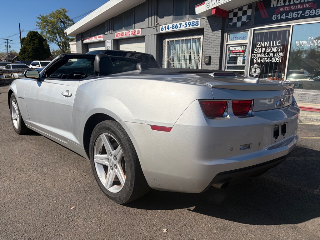 Photo 3 of this CHEVROLET CAMARO