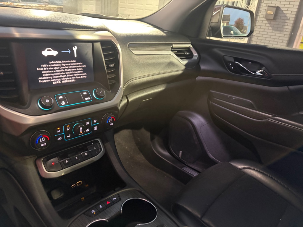 Photo 9 of this GMC ACADIA