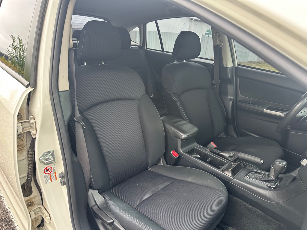 Photo 8 of this SUBARU IMPREZA