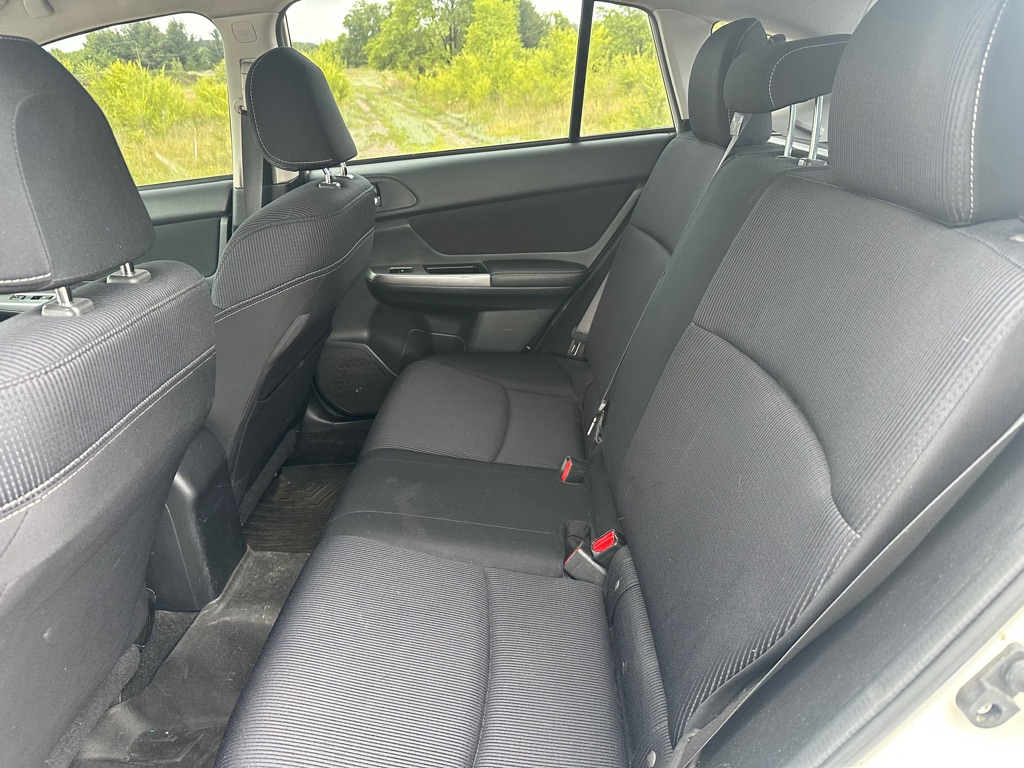 Photo 9 of this SUBARU IMPREZA
