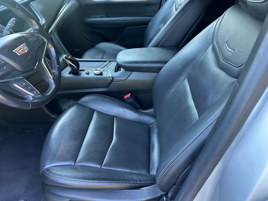 Photo 9 of this CADILLAC XT5