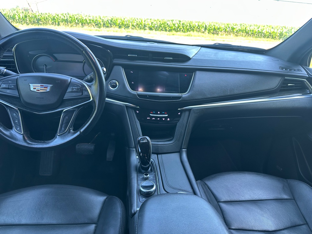 Photo 11 of this CADILLAC XT5