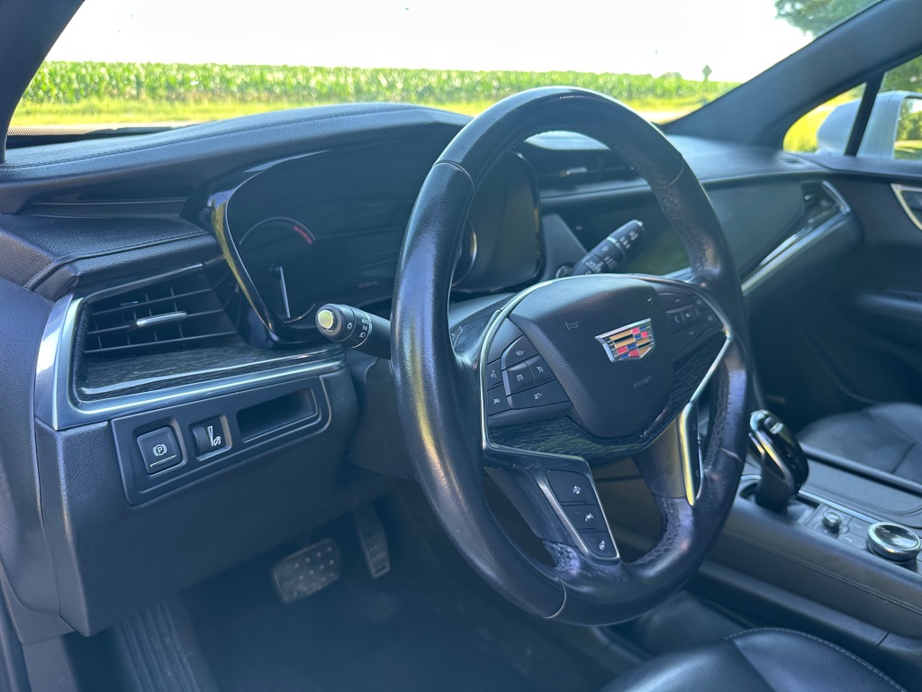 Photo 13 of this CADILLAC XT5
