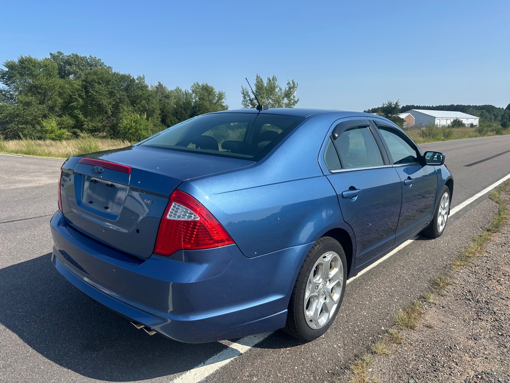 Photo 4 of this FORD FUSION