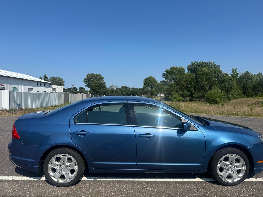 Photo 5 of this FORD FUSION