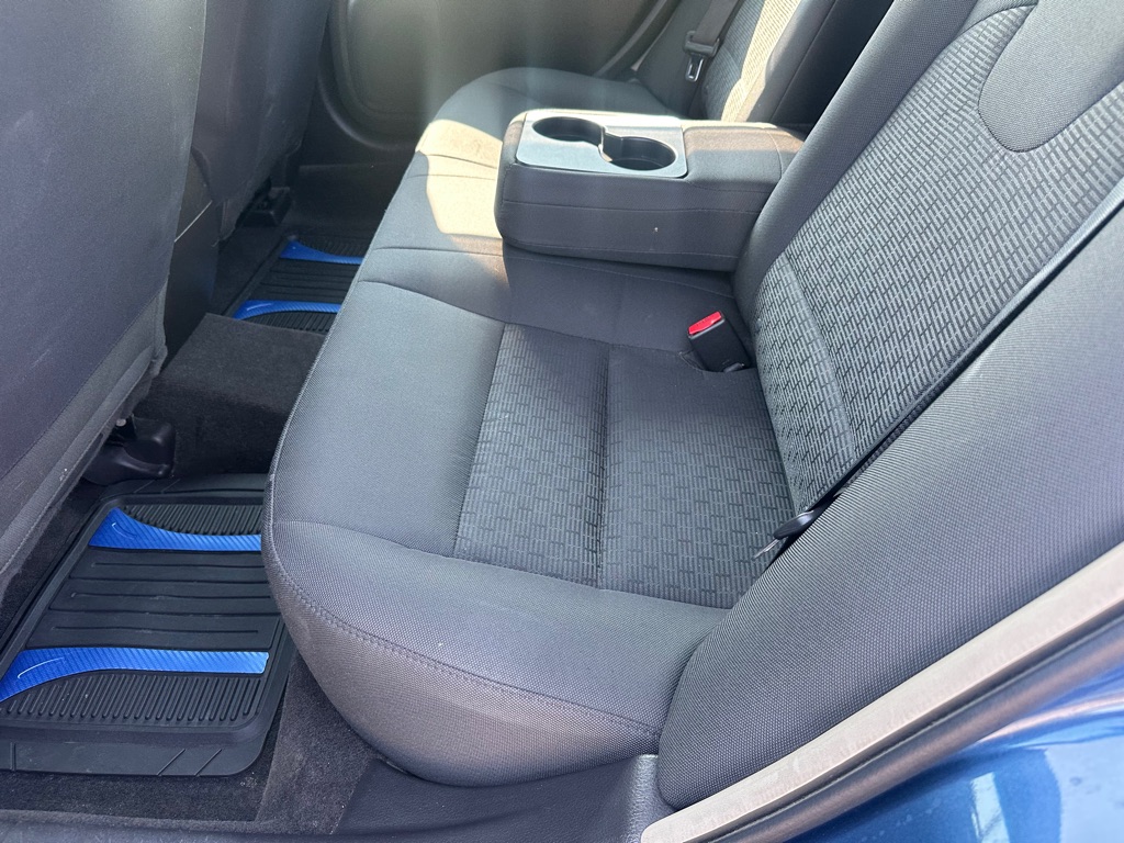 Photo 9 of this FORD FUSION