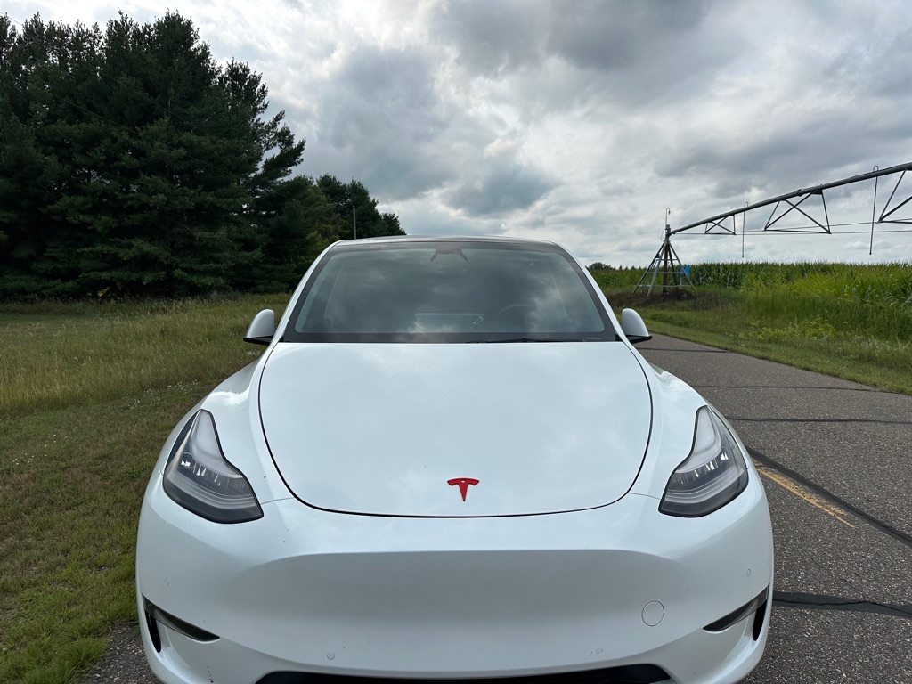 Photo 7 of this TESLA MODEL Y
